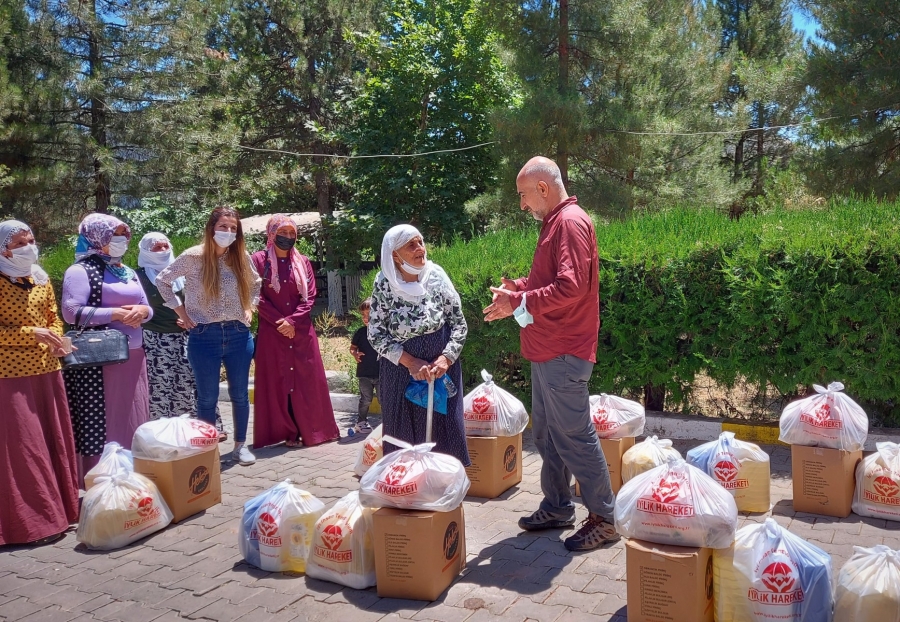 Kumanya Dağıtımına Devam